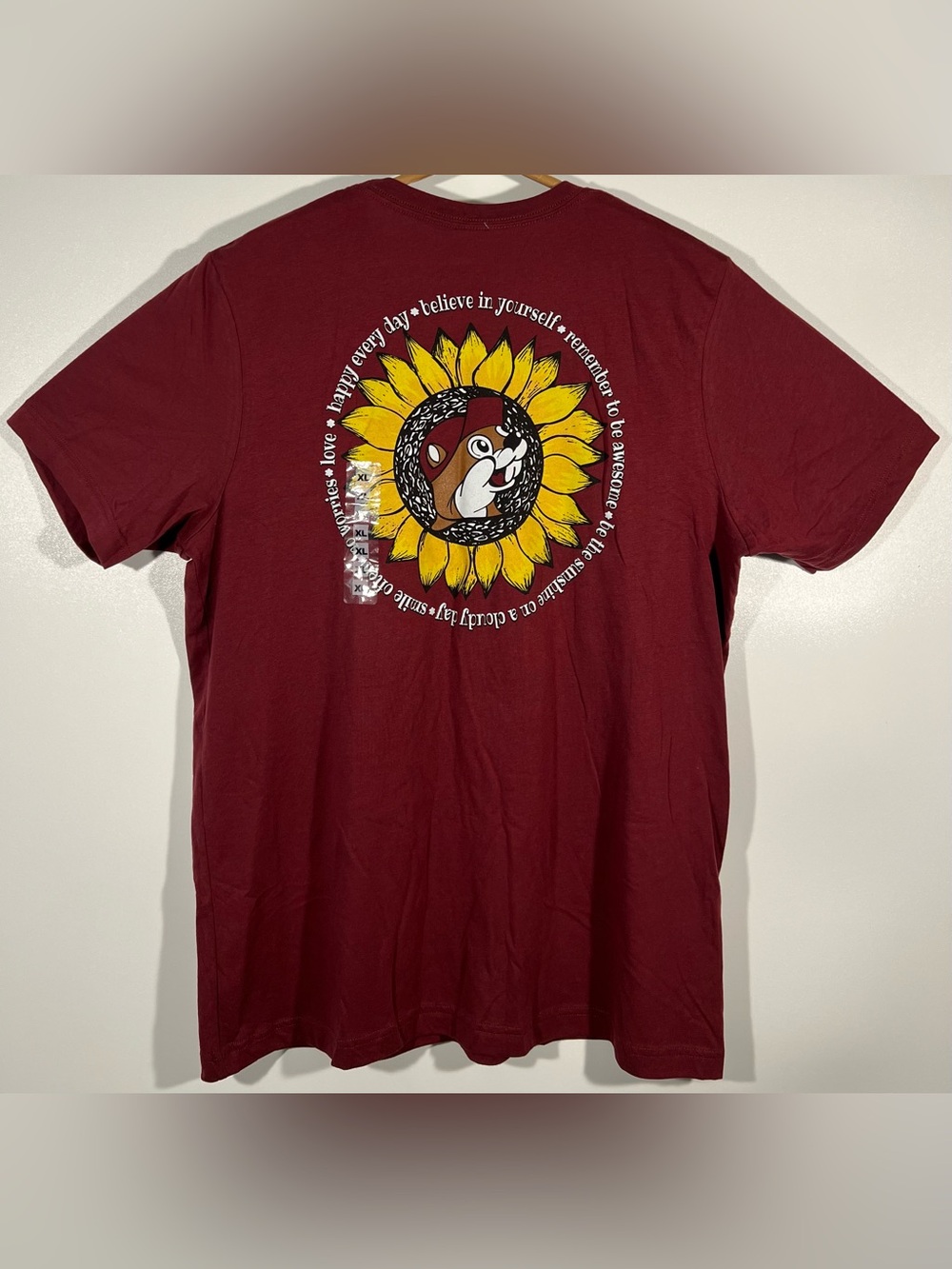 Buc-ee’s Sunflower Positivity Beaver Graphic T-Shirt Maroon Size XL NWT